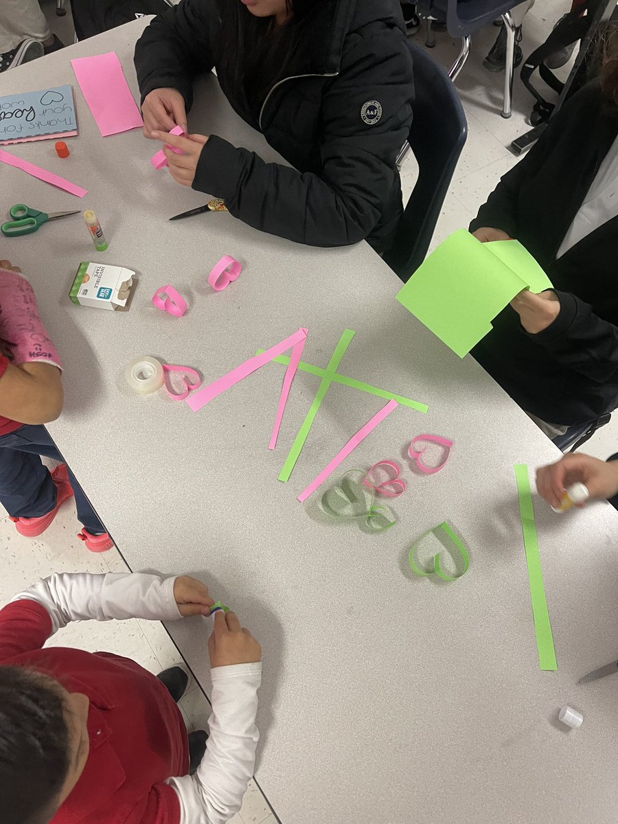 Ms. Daniela Ruan tweet media