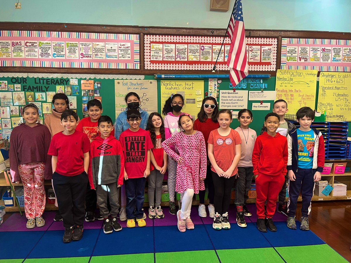 Happy Valentines Day 🤍❤️ from 4th grade! <a href="/WHGWashington/">WHGW</a>