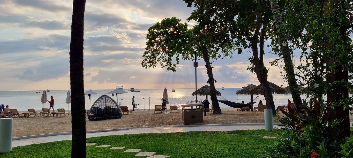 Andy_Carr's tweet photo. Hasn't been too bad a view for the past two weeks I suppose... and #ValentinesDay in Jamaica has been amazing...but most amazing was the wedding of our  youngest Son and our very Special new Daughter in Law #SandalsResorts #southcoast #sandalsnegril https://t.co/YtRWteetYg