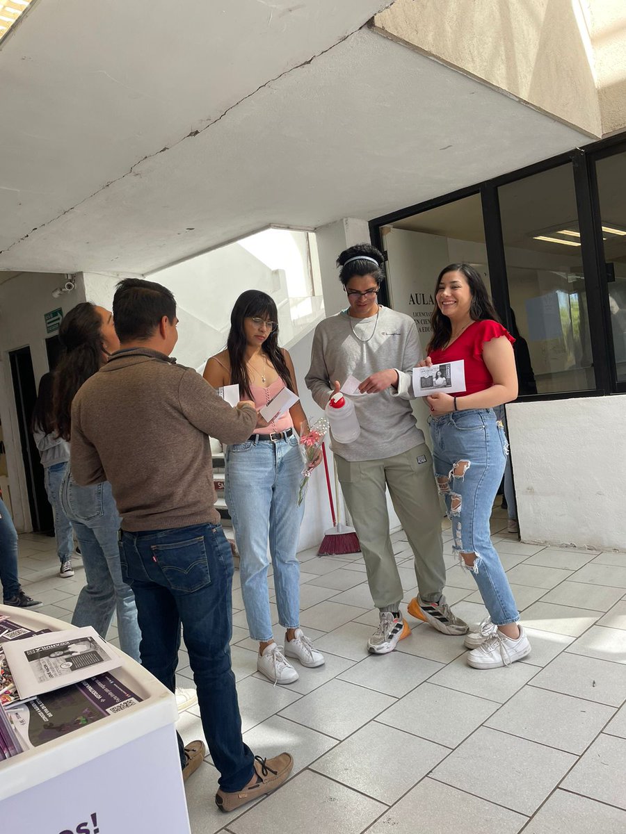CD14_Coah's tweet photo. El Comité Distrital @CD14_Coah acudió a la Facultad de Ciencia, Educación y Humanidades de la #UADC para invitar a los Jóvenes a Participar como #ObservadoresElectorales2023 en el #PLE23. @rodrigo_0378 @IEC_Coahuila @MariSaucedo19 https://t.co/rtWNFVc4tT