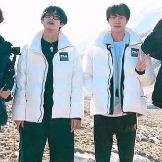 jkookq0901's tweet photo. -21℃だけどやっぱこのダウン着てたら全然さむくなーーい🫰🏻 https://t.co/7Eex6D8EVH