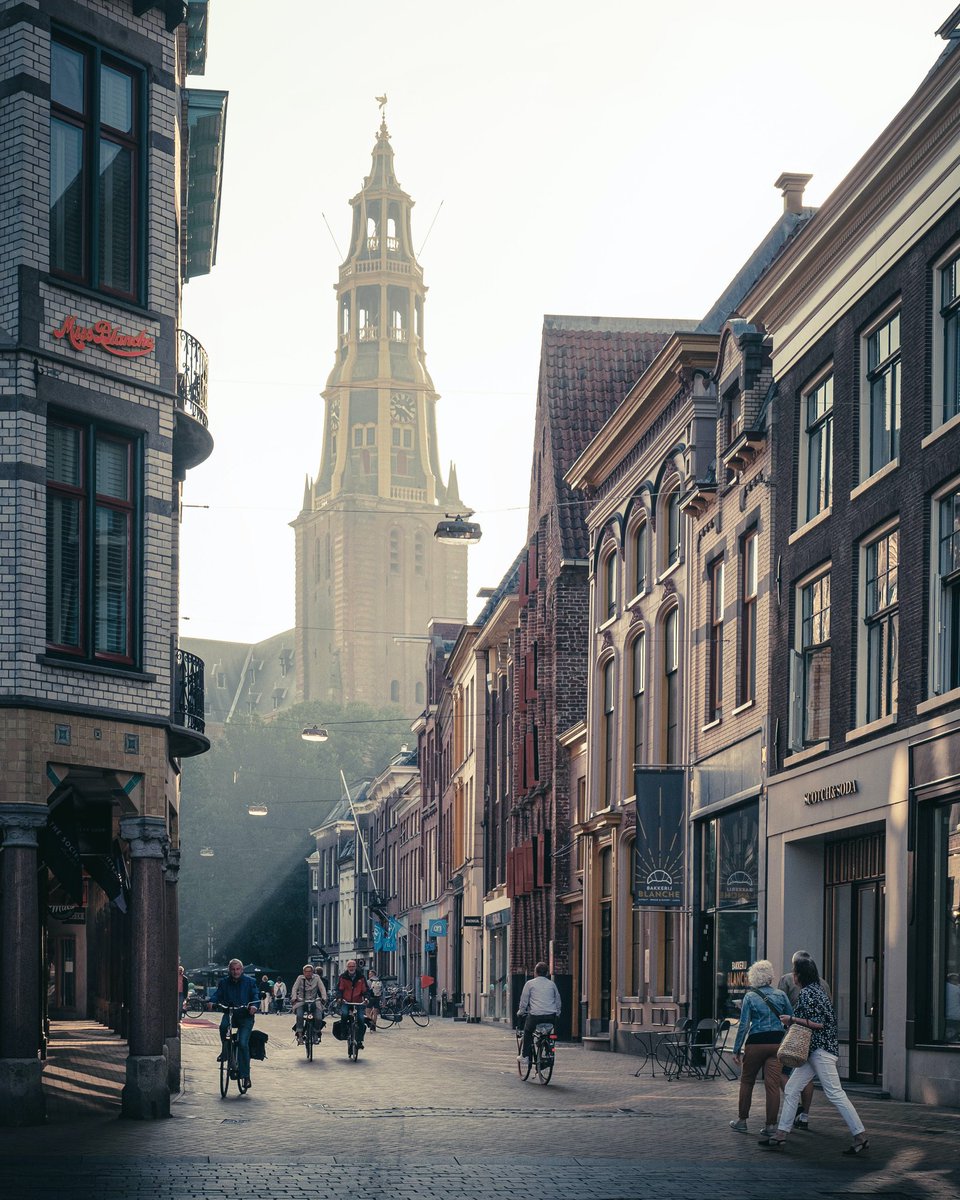 roequavic's tweet image. Dear @JetBlue - I can offer you the beautiful city of Groningen (GRQ) as an alternative for Amsterdam. We have the slots, the beauty and above all:

Groningen is just like Amsterdam. But then better in all aspects. Still not impressed? Have a read 👉🏼 northerntimes.nl/cnn-programme-…