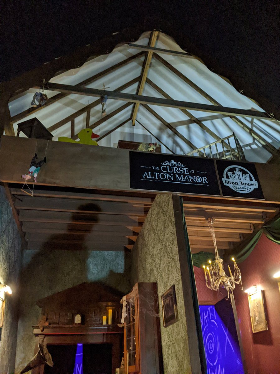 museums_daily's tweet photo. Alton Towers sent an invite to a secret London location... and there were some surprises in store! So naturally I'm very intrigued to see #TheCurseatAltonManor... 🏚️👻 https://t.co/ZvjKE97c5g
