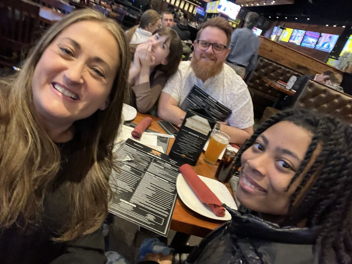 Danielle Gletow tweet media