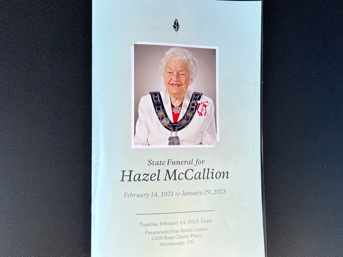 berryonline's tweet photo. “Do Your Homework” - A fitting send-off for a beloved force of nature - former @citymississauga Mayor Hazel McCallion today as thousands gathered to say goodbye with several powerful tributes incl. from @LGLizDowdeswell, @FordNation, @JustinTrudeau & @BonnieCrombie! #RIPHazel https://t.co/mJlpdavRSf