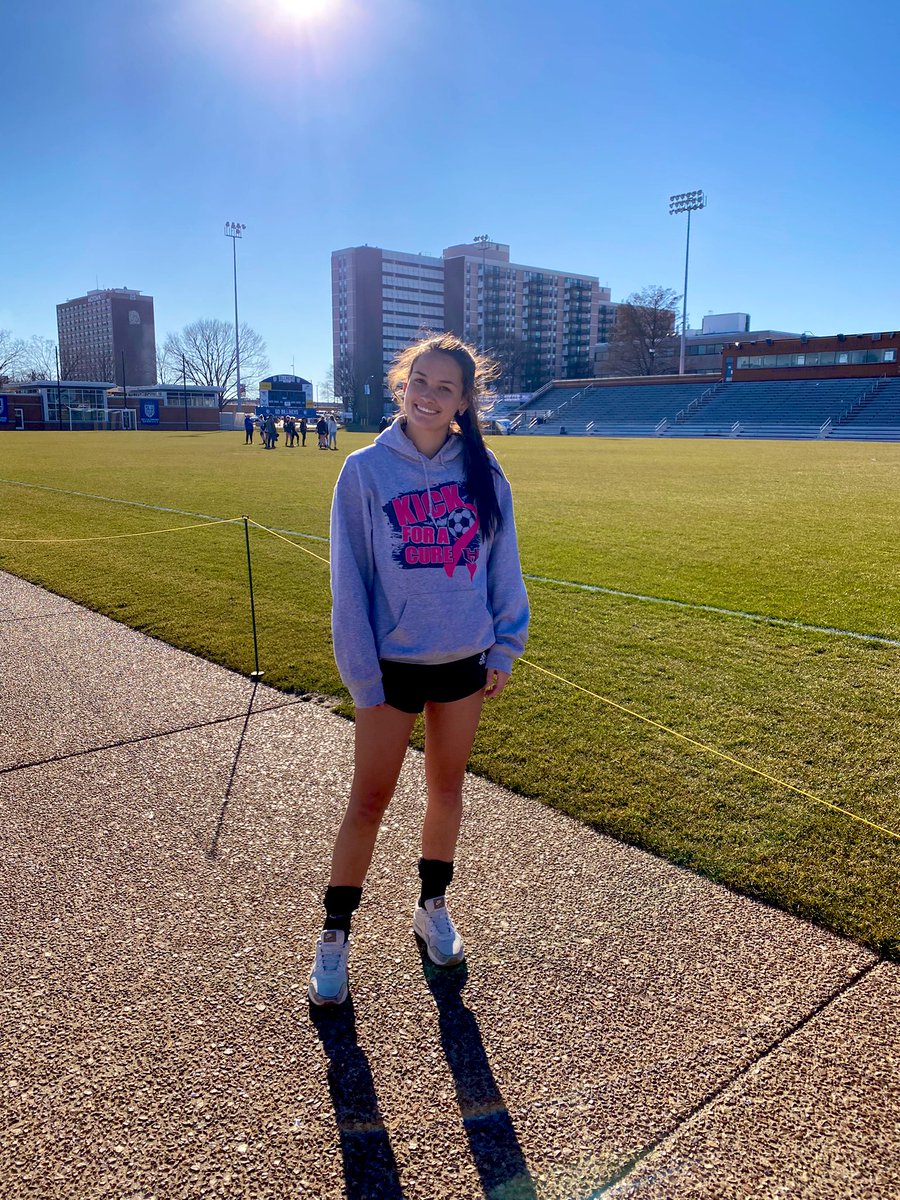 Thank you <a href="/SLUWSoccer/">Saint Louis Women's Soccer</a> for inviting me to your camp last weekend. It was such a great experience and I had such a fun time getting to know the team!