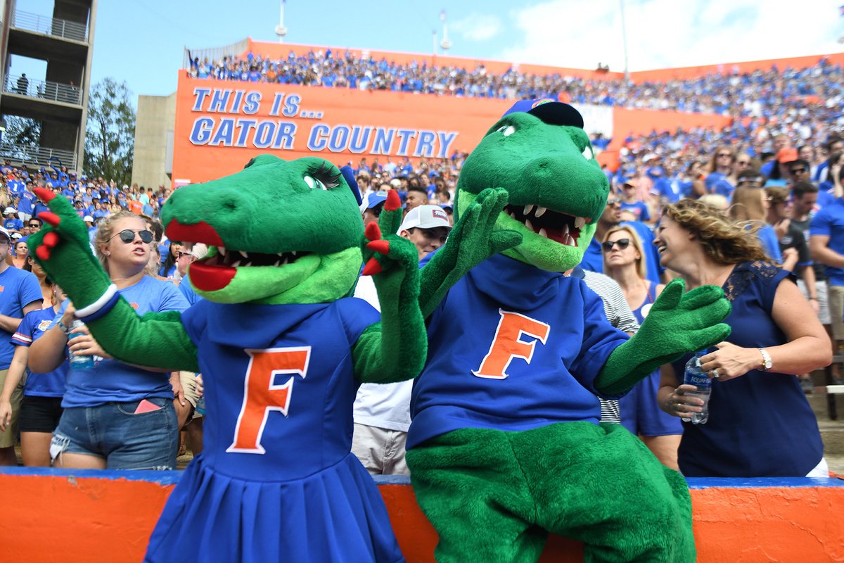 Letroyy_'s tweet photo. Can’t wait to be in the swamp march 5th @GatorsFB @kearycolbert @dphsfootball #GoGators https://t.co/1bTeddjYpA