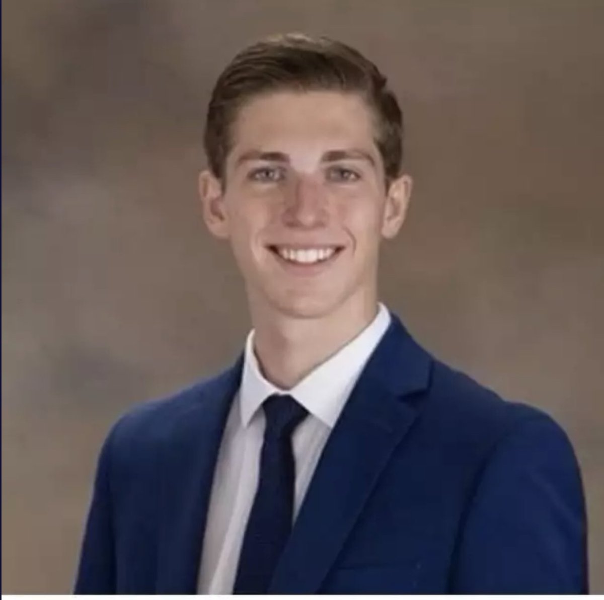 ΣΧ Advisor tweet media