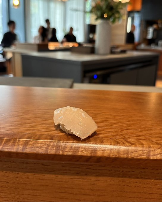 Just finished enjoying one of the best Omakases of my life. Absolutely divine. https://t.co/22zCXRJ7