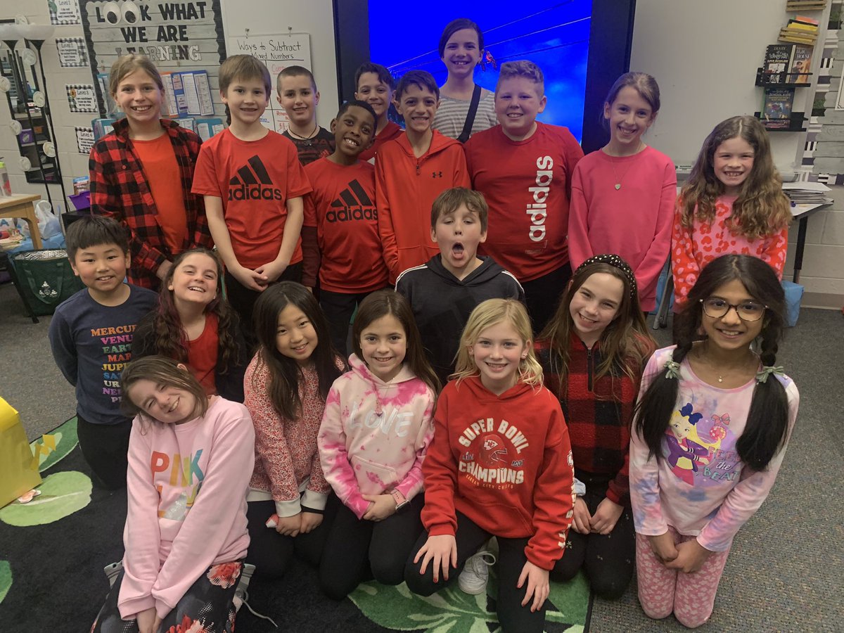 missmacsecond's tweet image. Happy Valentines from G4!