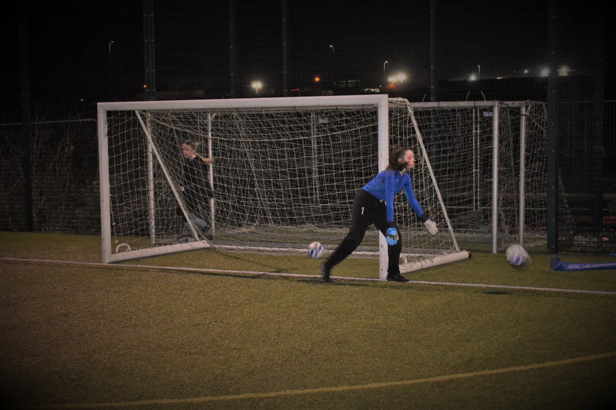 Just a few pictures of the Academy tonight guys done great well done <a href="/KillieTrust/">The Killie Trust</a> @Stuarty1313 <a href="/KilmarnockWFC/">Kilmarnock FC Women</a> <a href="/KFCYouthAcademy/">Kilmarnock FC Youth Academy</a> <a href="/Greido84/">Graeme Reid</a>