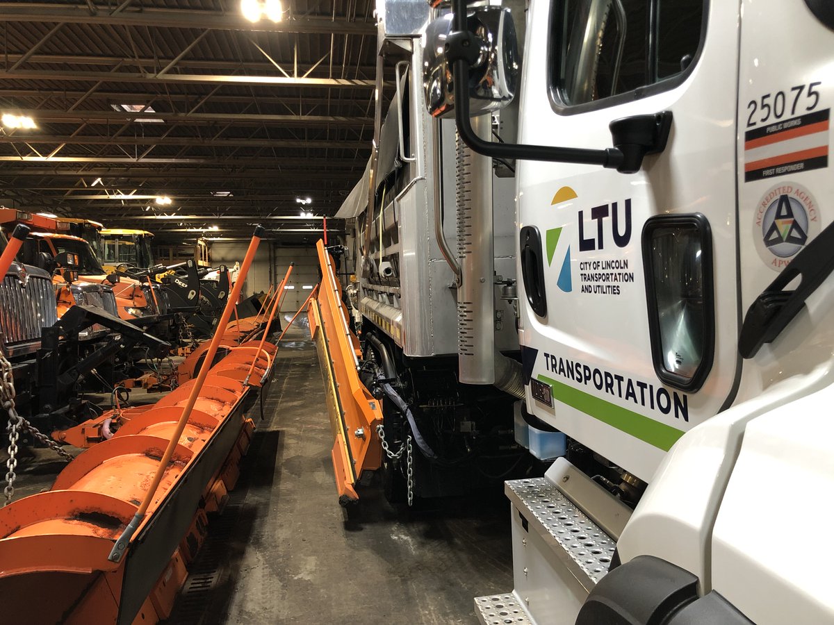 LTULNK's tweet photo. Our Maintenance and Operations shops get a little snug when Lincoln Transportation and Utilities #Snowfighters get ready for potential winter weather. ๐ช
#TightSqueeze #ReadyForSnow #WeGotThis https://t.co/MgCwfrPQxa