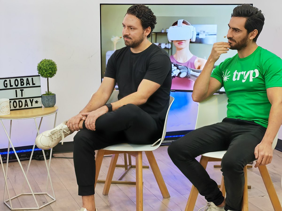 Global IT tweet media