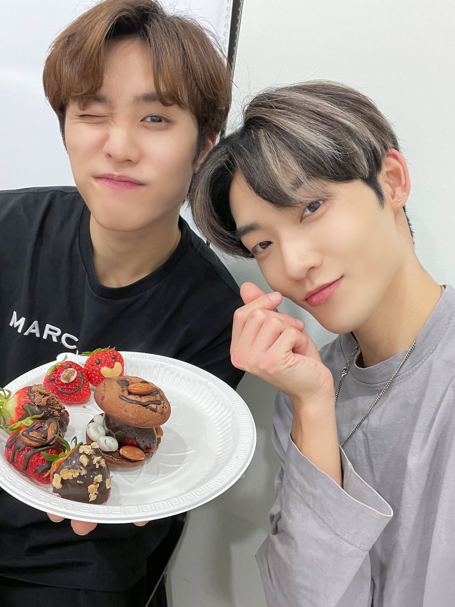 Moonbae Brasil tweet media