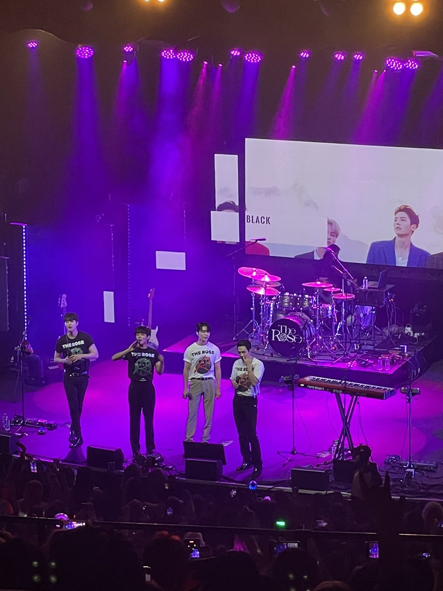 Staytinytannie's tweet photo. The rose never fail to absolutely kill it both on and off stage! Iโve really missed you guys ๐ฅบ๐ค
#therose #theroseband #therosesound #blackrose #blackroses #theroselondon #dojoon #hajoon #jaehyeong #woosung https://t.co/YOjT5iVo57