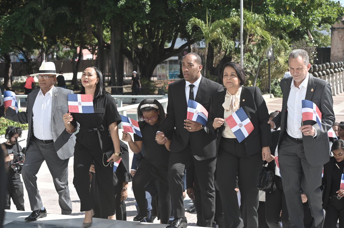 conapofard's tweet photo. #HOY  El Consejo Nacional de Población y Familia (CONAPOFA) conmemora 55 aniversario y reafirma su compromiso con el desarrollo de la familia dominicana.

#55AniversarioCONAPOFA
#SeguimosAvanzando
#EstamosCambiando https://t.co/NM4TpRkCE3
