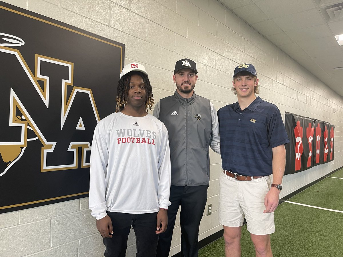 So proud of <a href="/DJCurry11/">DJ Curry</a> and <a href="/ColsonTBrown16/">Colson Brown</a> ! #Signed