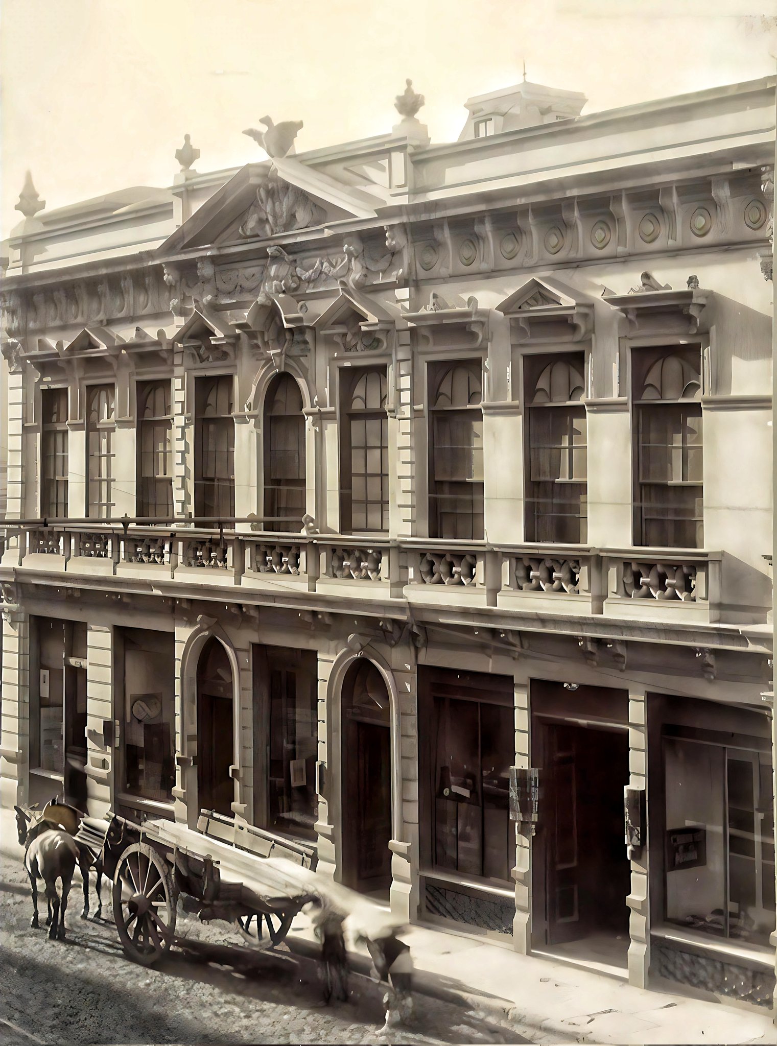 Alberto Sironvalle On Twitter Vista De Una Carreta Frente Al Edificio alberto-sironvalle-on-twitter-vista-de-una-carreta-frente-al-edificio