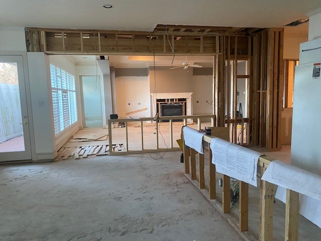 From opening up spaces to designing a new staircase, our team is not leaving any part of this residential home untouched!
•
•
•
#residential #renovation #progress #design #interiordesign #residentialrenovation #openfloorplan #interiordesigner