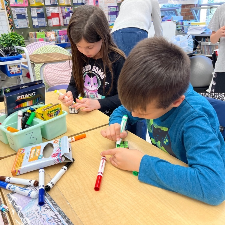 WPSSicomac's tweet photo. Valentine craft and community service project- Sicomac has β€οΈ! #3G #buildingacommunityoflearners #persuingexcellence #sicomac #wyckoff #wyckoffschools https://t.co/QPjNQM24wA