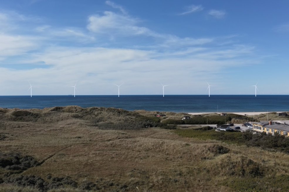 GERNOK_dk's tweet photo. Et af landets mest kendte vartegn #Rubjerg Knude Fyr vil i fremtiden ikke længere være det dominerende element, når man i #Løkken vender blikket op langs kysten mod nord.
På #Tonby Strand, en af de bedste & mest velbesøgte i #Nordjylland, vil vindmøller fylde hele horisonten. https://t.co/CZdXlTNFYM