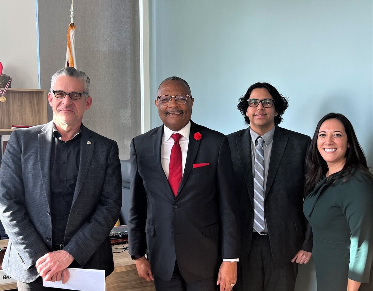 Thank you @JonesSawyerAD57 ! We’re honored to be your constituents & recognized during our CPO Chris’ @IrvineFdn Leadership Award yesterday. Thank you for your commitment to housing justice! #IrvineAwards