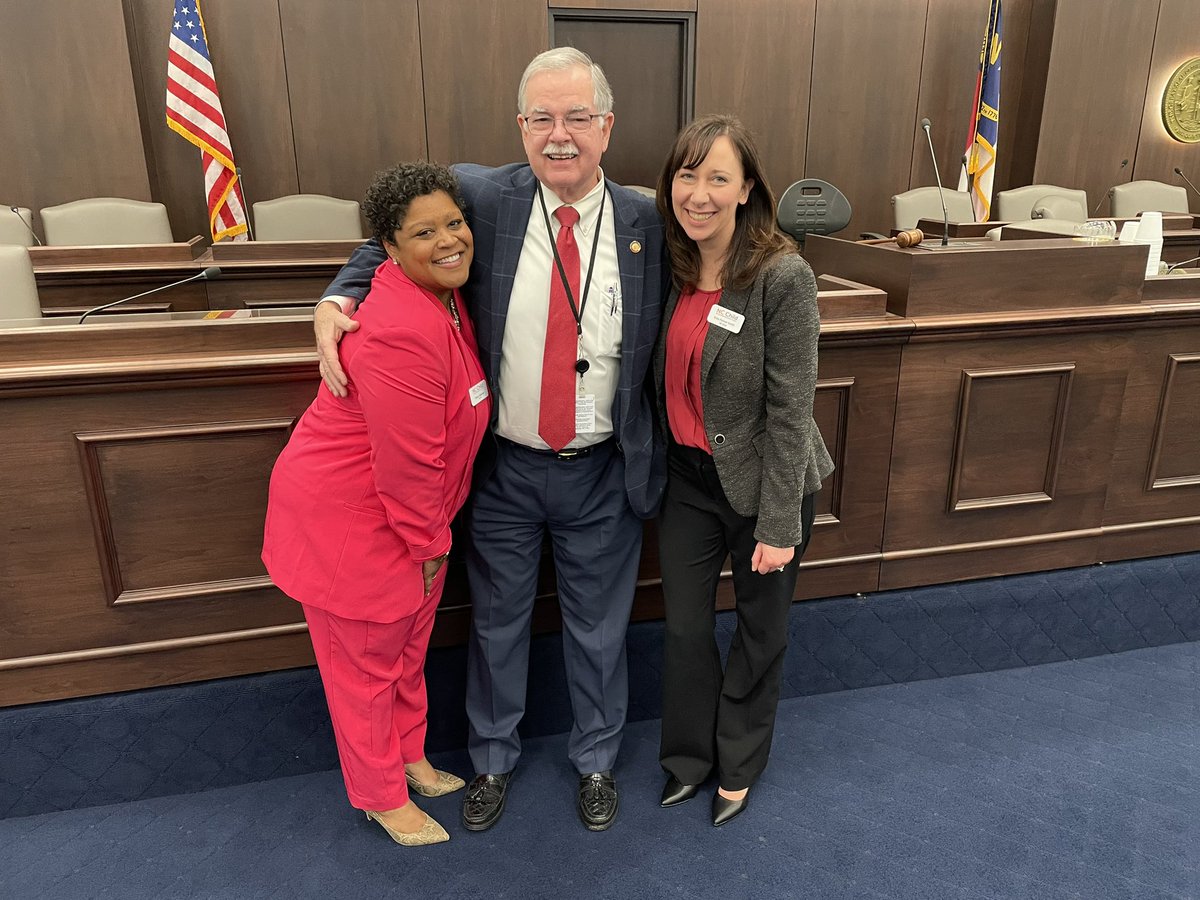 EricaPalmSmith's tweet photo. So grateful for Rep @DonnyLambeth and his unfailing commitment to ensuring families across NC have access to the healthcare they need! @GladneyNc @ncchild @care4carolina #H76 #closethegapnc #ncpol https://t.co/dhRDrmMY1k