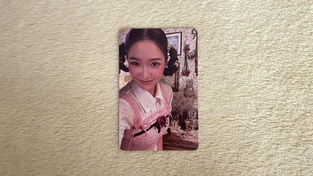 chaerye9ng's tweet photo. wts lfb ph

red velvet yeri feel my rhythm album pc
⇢ ₱250
⇢ reply “mine” to claim

seller info and t&amp;c: https://t.co/yQHGNtUBGK

⌗ rv fmr https://t.co/EEKV79mncd