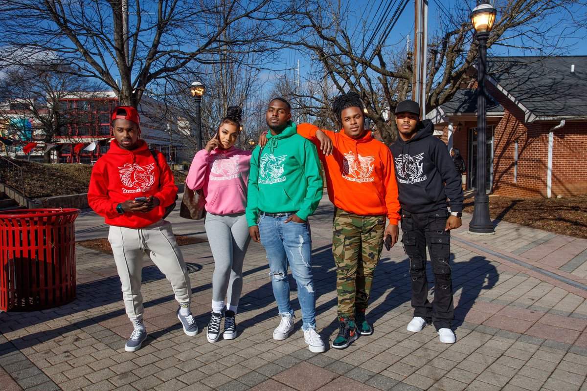 PrancingElites's tweet image. The website will go live at 7am. You will be able to make your purchases then!

Which color are you ordering??? ❤️🖤🧡💚💕

prancingelites.org