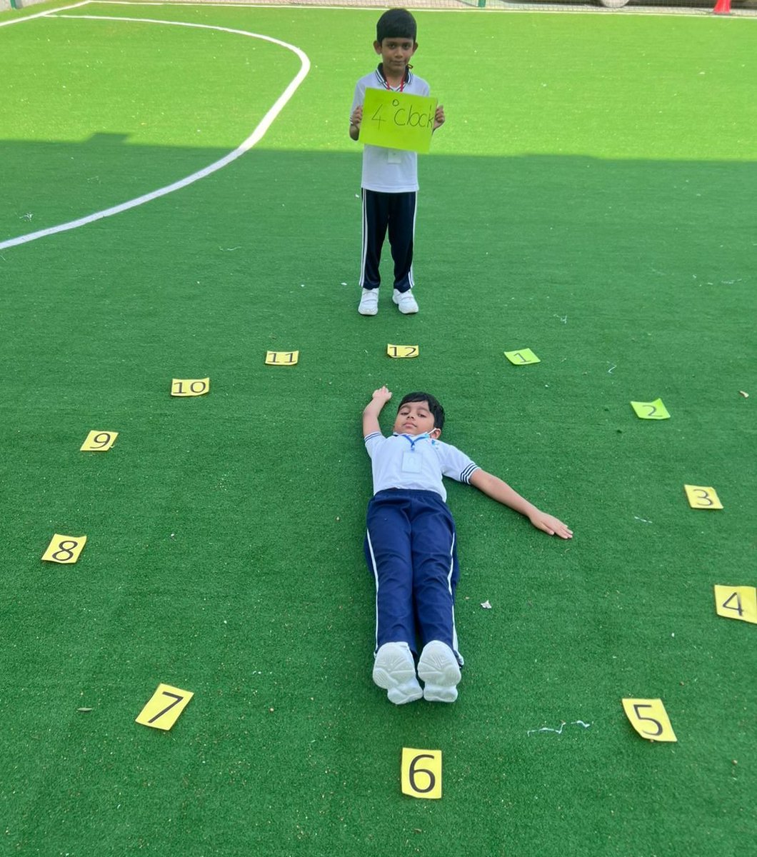 tia_dubai's tweet photo. Human Clock Activity!
Reading a clock is a kind of code, and children love being able to decode it! Our Little Kindergarteners are having a great time learning about clock timings through fun and interactive activity.
@KHDA #CBSESchool #khda #humanclock #kindergarten https://t.co/ZzxhJdsMPR