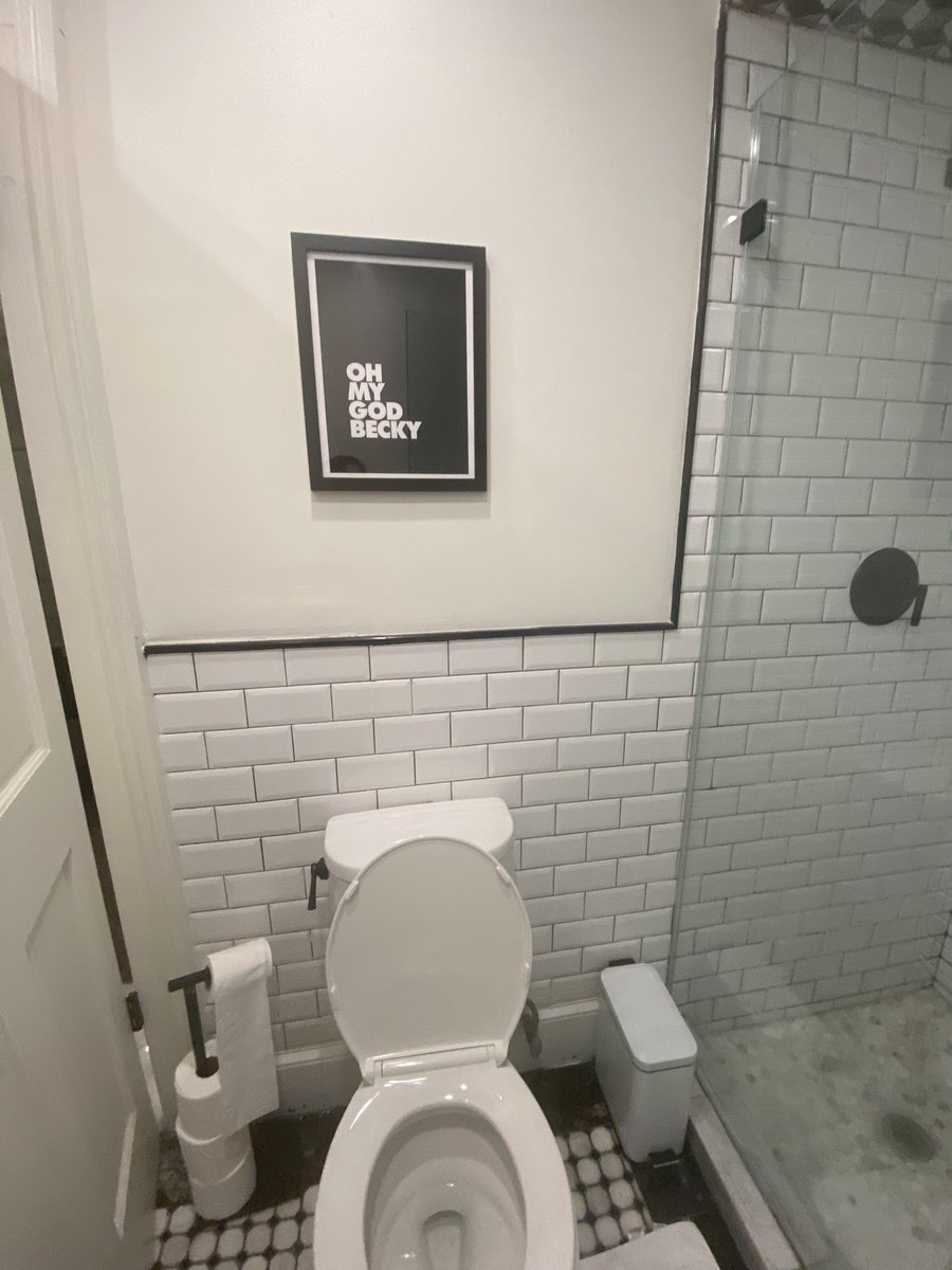 ArdinAtlanta's tweet photo. I’m only staying at this hotel forever. https://t.co/zLxu2NveKD