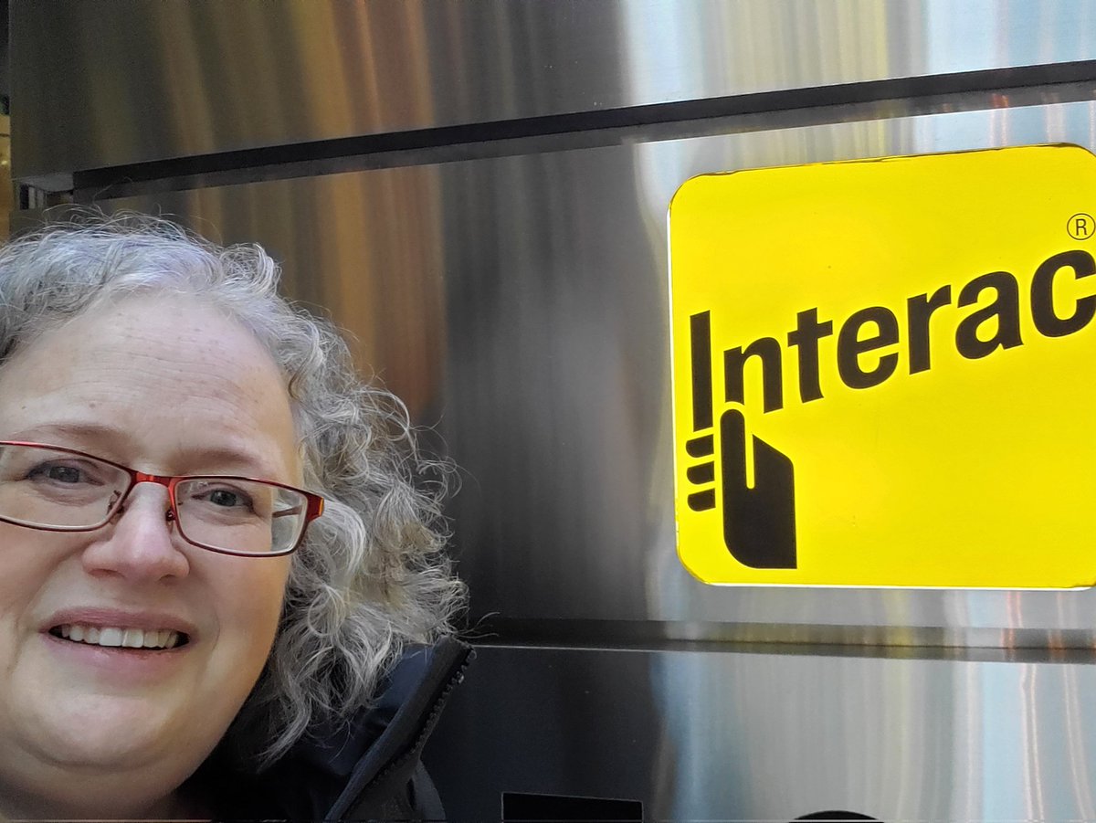 Career Update - I'm @ Interac! 

linkedin.com/posts/sandi_te…
