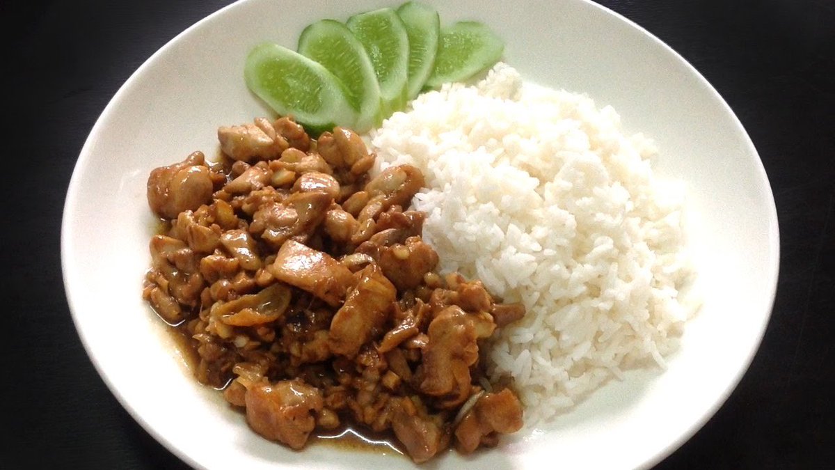 nnnnut's tweet image. ข้าวหมูกระเทียมแบบไหนที่ถูกต้อง

ซ้าย กดรี             |          ขวา กดใจ