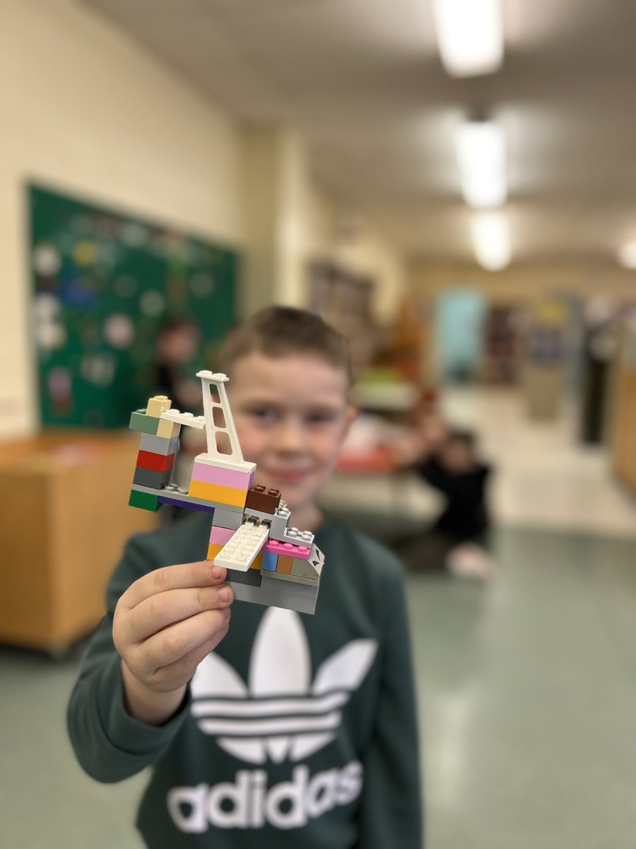 MissWarren2019's tweet image. LLC fun today #lego #worldflags #storytime #Groundhog @SHA_NL @NLESDCA