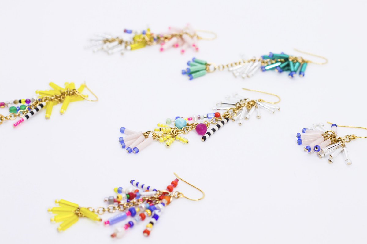 minou_info's tweet photo. online shopにカラフルでポップな片耳ピアスのシリーズを追加しました💐
一部を除いて一点ものです。
片耳のみでも、組み合わせを楽しんでも◎

https://t.co/HSNZQU1Hn4 https://t.co/zRbieu5sFs