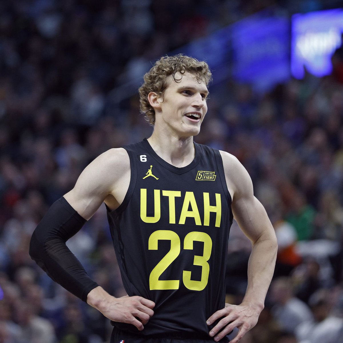TheHoopCentral's tweet photo. Lauri Markkanen is an All-Star. 🔥 https://t.co/nxYZ1LfXWk