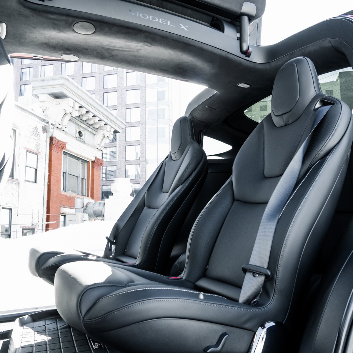 Prestige_CO's tweet image. There are #performanceSUVs, and then there&apos;s the 2022 @Tesla #ModelXPlaid. This head-turner features a 1,020-hp tri-motor electric powertrain that will sprint from 0-60 in 2.5 seconds and carry you 333 miles on a single charge. Test drive today!

Stock: 230257A
📱: 720-410-8821