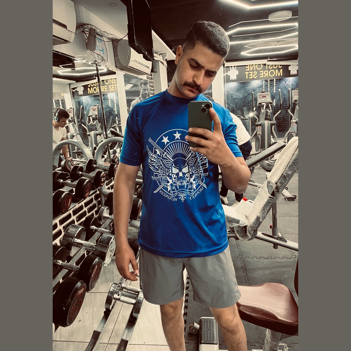 - لا أسأل الله خِفّه الحِمل .. بل قوّه الظّهر
