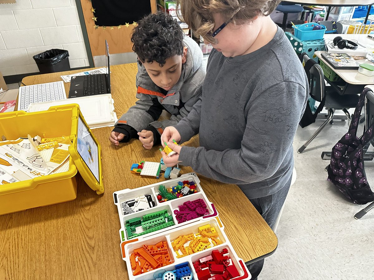 Angelica Estero tweet media