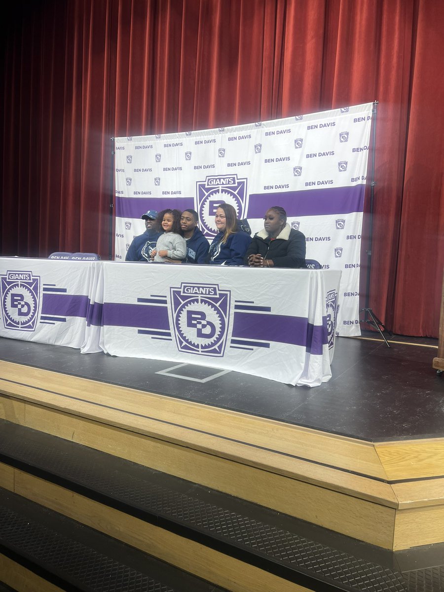 BenDavisBasket1 tweet picture