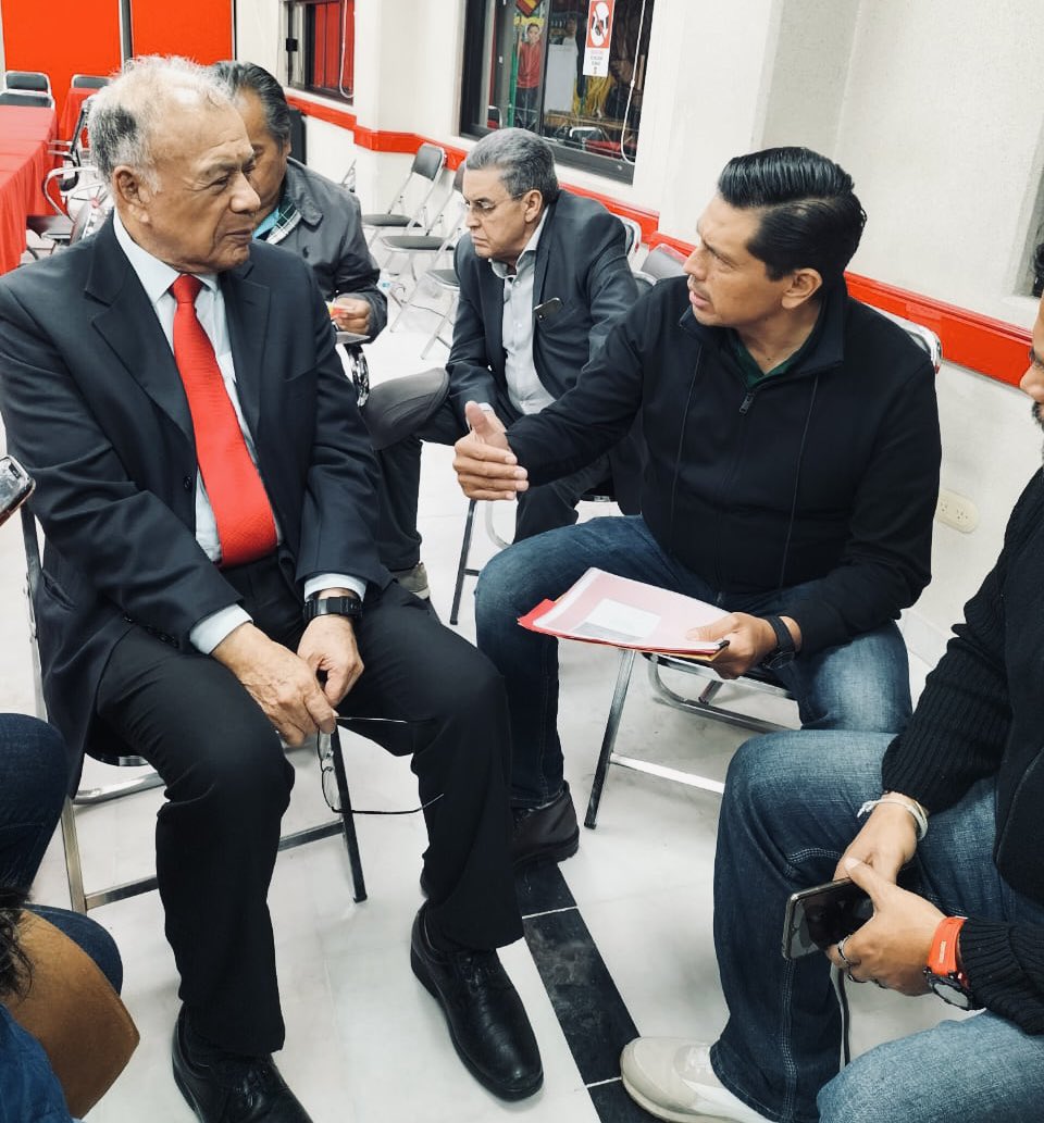 lopezneliolenin's tweet photo. Participé en la sesión de la Comisión Ejecutiva Nacional del #PT. Informé al Profe Beto Anaya las actividades que estamos impulsando y las extraordinarias giras de trabajo organizativo del Partido que estamos realizando en #Oaxaca. 

Somos el #PoderTerritorial del PT. https://t.co/uaHFcEB8Vo