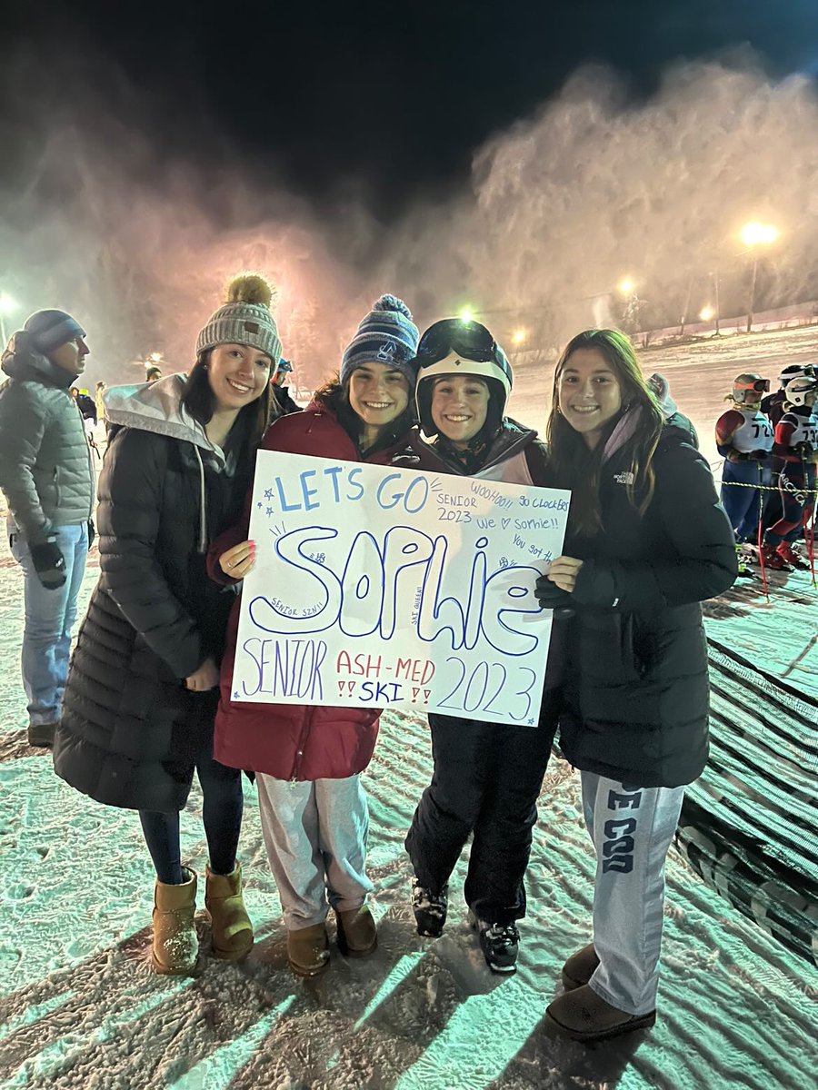 ClockerAD's tweet photo. Shout out to our Superfans who came out to support Sophie Porter and the Ski team tonight! #ClockerPride @ClockWarriorSki @ClockerClub @ClockerNation @Kstcoeur @MrsELachapelle @Ms_Sullivan_AHS @AshlandSuper @ClockerTalk https://t.co/e6HZhI9aUH