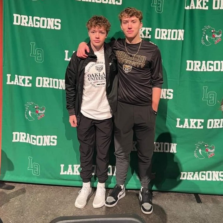 wearesoccer_mi's tweet photo. #ClassOf2023 #MIMSocCommit
Carson Ballagh
Midfielder
Attends Lake Orion HS
Club Team: @vardarmichigan (@MLSNEXT)
Committed to @OaklandMSOC https://t.co/EHvVSTbDMm