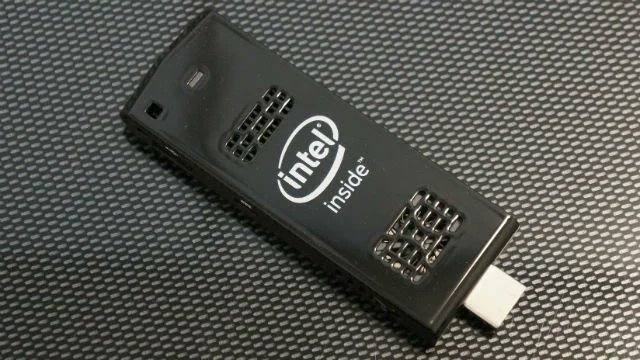 AmgadSweidaan's tweet photo. live and breath #INTEL https://t.co/IRAjKUveKI