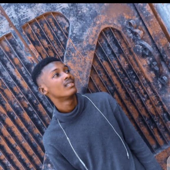 OfficialKhingdc's tweet photo. #NewProfilePic https://t.co/IWo3zW6zYc