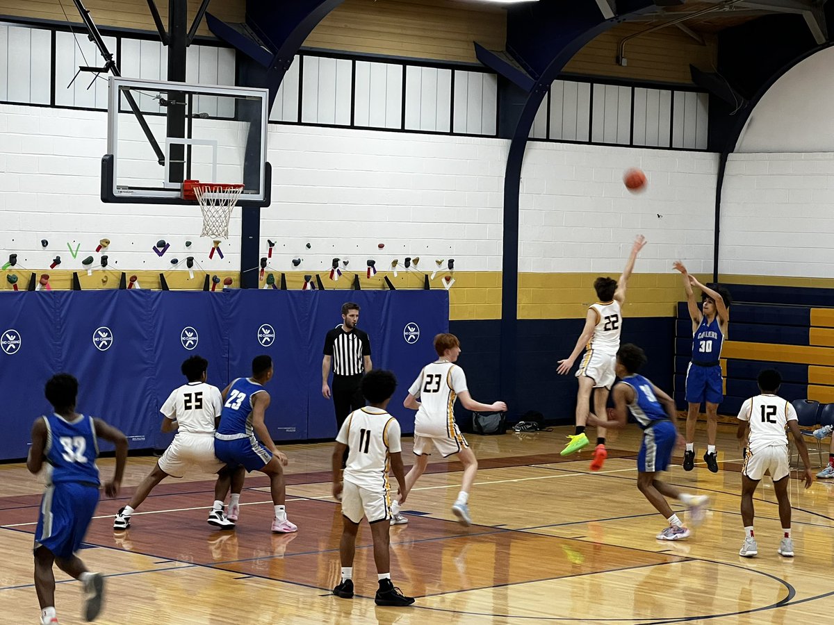 RaebelAngie's tweet photo. The JV boys basketball team played the Capital City Cavaliers tonight at the Helias tournament. The boys fought until the end, but came up short 32-50. #fultonproud @FPSActivities https://t.co/6V5t3CEY92