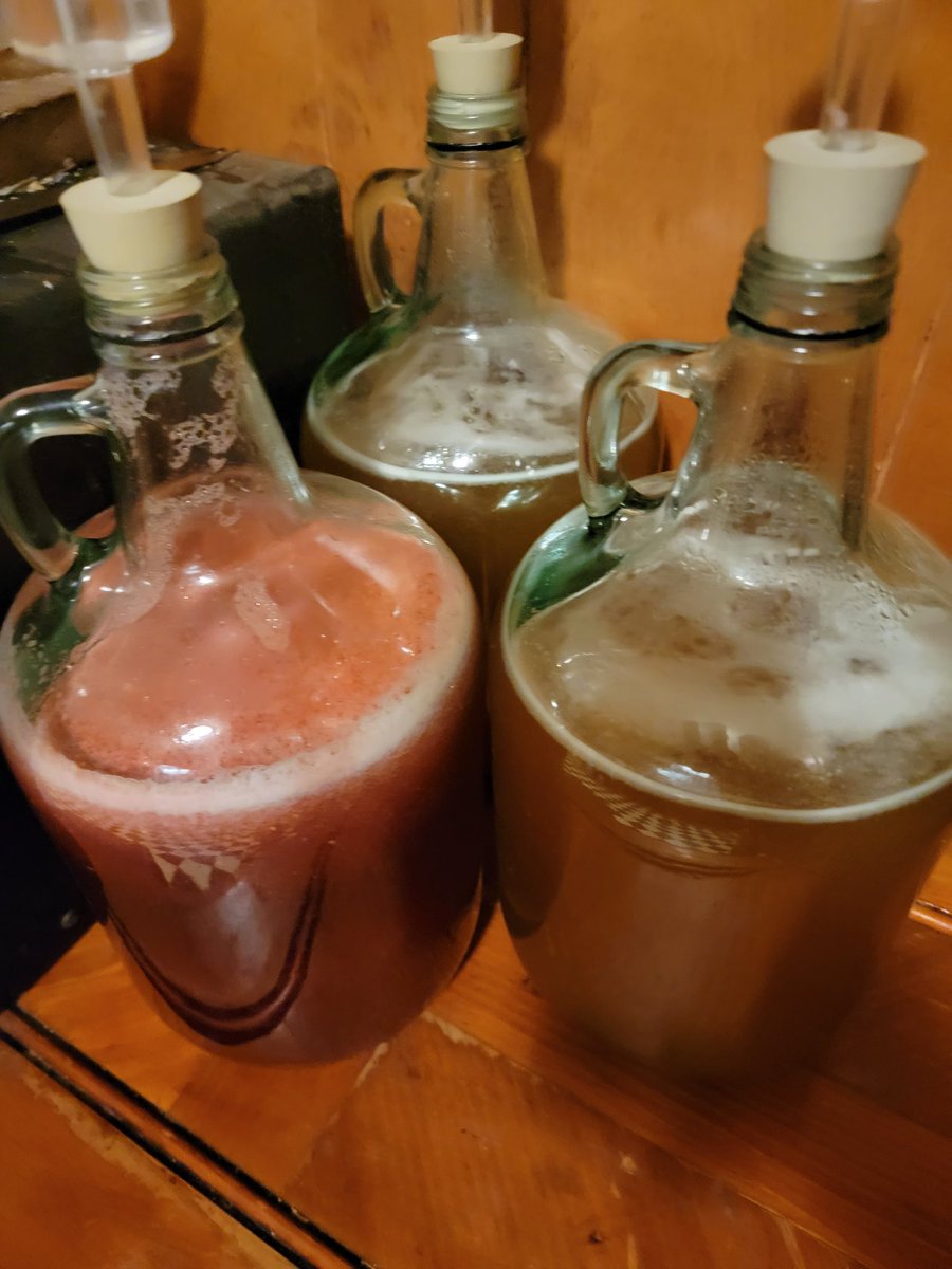 WJRoberts12's tweet photo. Three bottles of yum started for @NerdiGras
#sackmead #paganspassion #raspberrybliss #brewing #honeymead #hillbilly https://t.co/2wFhb2uGZd