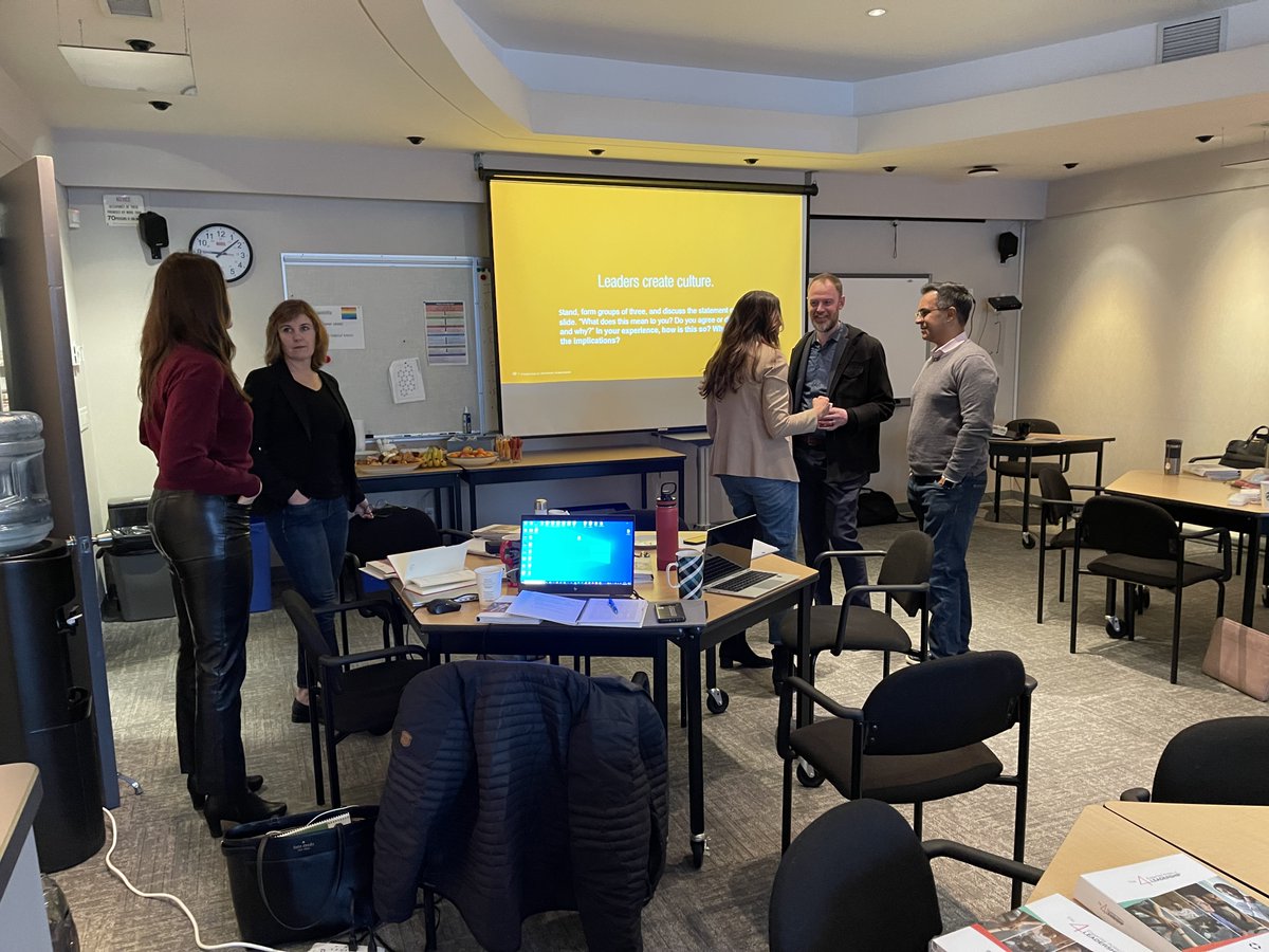 BCPVPA's tweet image. "Loved the work around integrity and values. Left me thinking about making my intentions more visible..." Great session with @SeatoSkySD48 members &amp;amp; @PeterJohnston36 today - #4EssentialRoles #Principals #VicePrincipals #bced