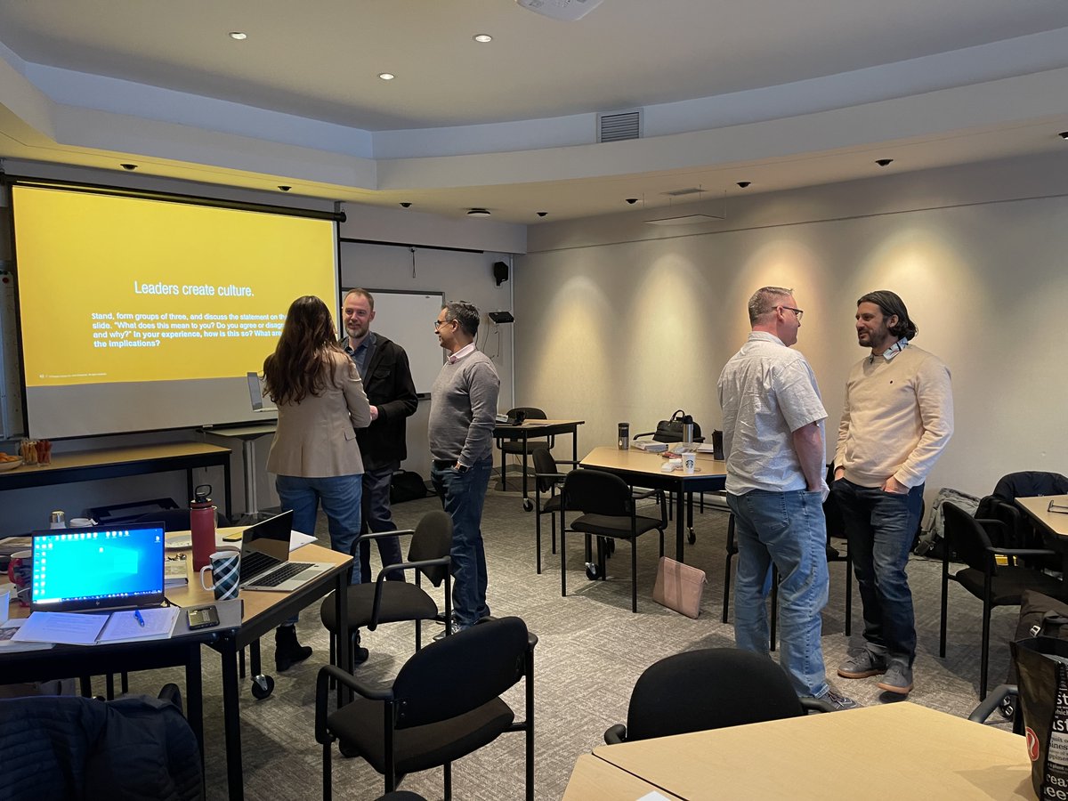 BCPVPA's tweet image. "Loved the work around integrity and values. Left me thinking about making my intentions more visible..." Great session with @SeatoSkySD48 members &amp;amp; @PeterJohnston36 today - #4EssentialRoles #Principals #VicePrincipals #bced