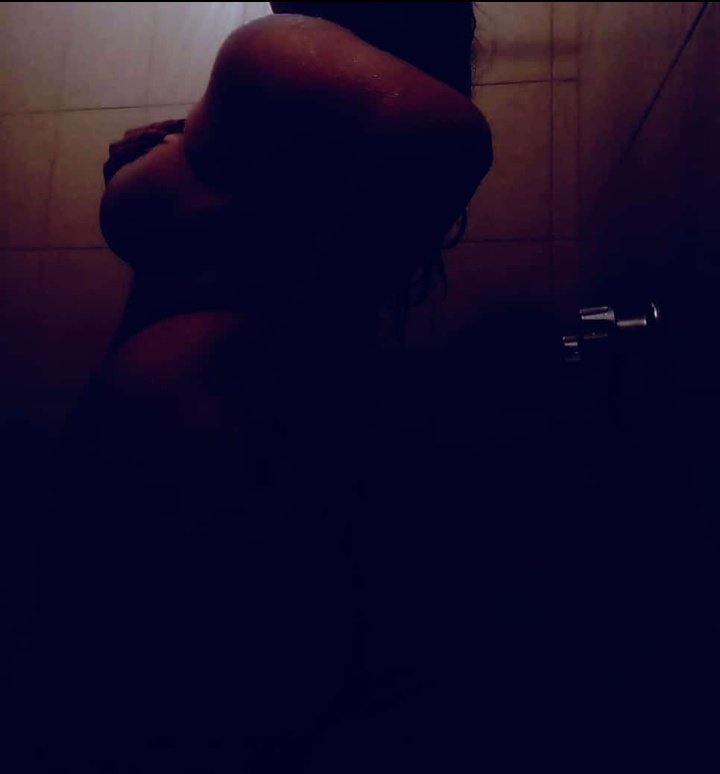 AlexxxaChang's tweet photo. No tienes mi WhatsApp?
Pídemelo mi amorcito 🥰🥵🔥 https://t.co/SIGcLEveQm